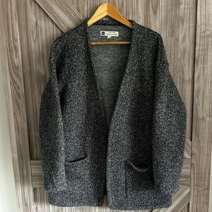MEC Open Cozy Fleece Cardigan – Size Medium - perfect for camping